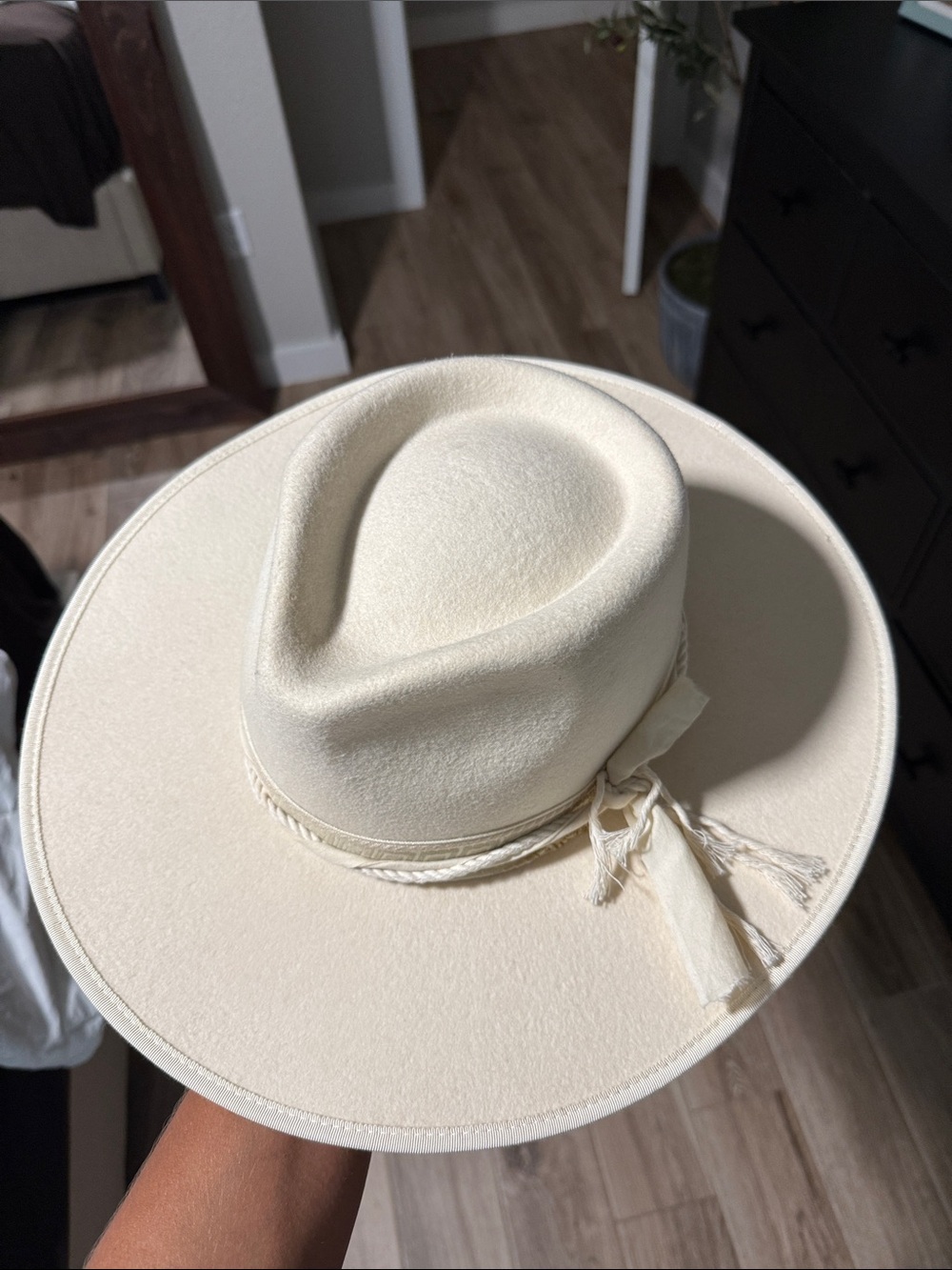 Women's Ivory Wide Brim Felt Ranch Hat with Twisted Tassel Band